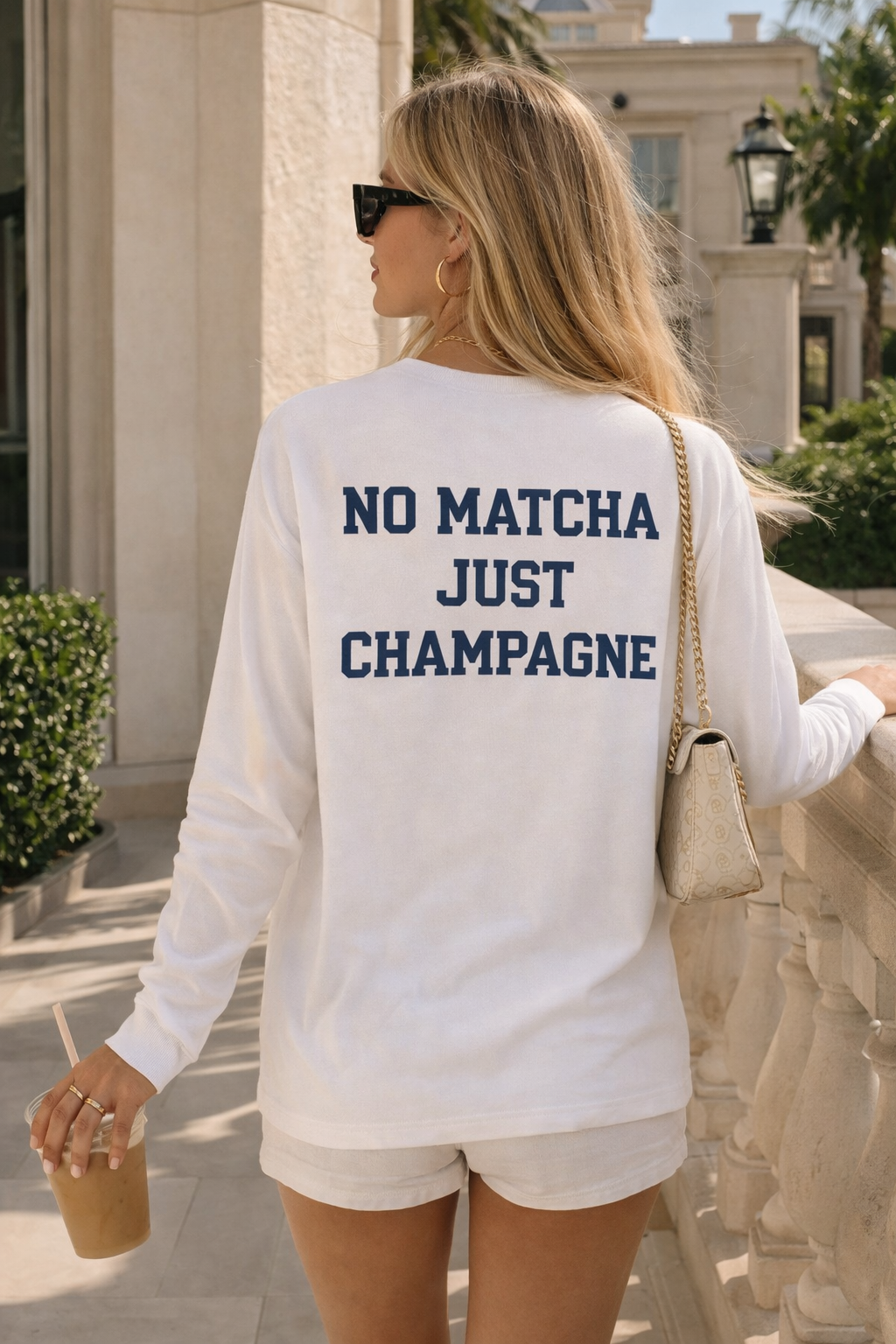 Witte Longsleeve met “No Matcha Just Champagne” Print